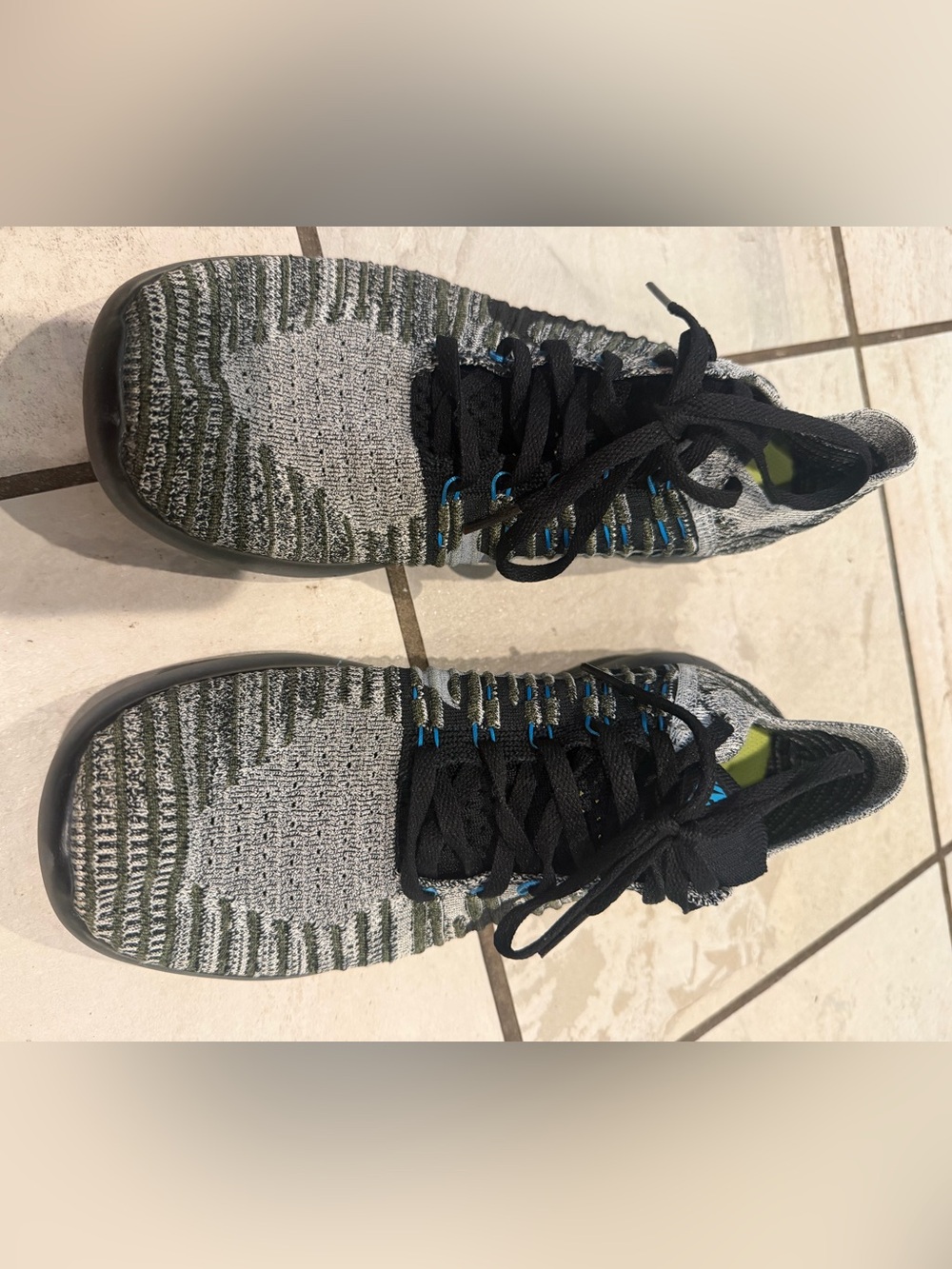 Nike Free RN Flyknit  - Grey, Black & Blue - Picture 2 of 6